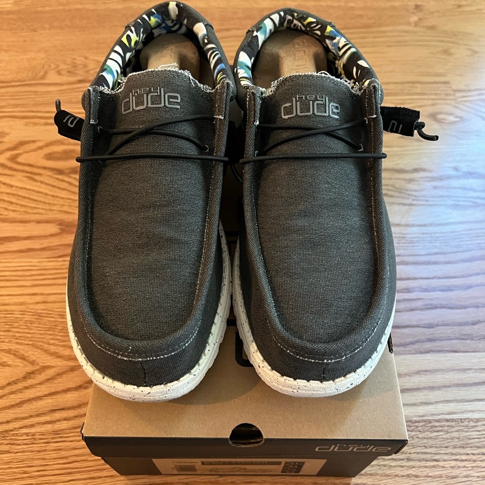 Hey Dude Wally Stretch Men’s Size 11 Shoes Black/grey Sneakers Slip On
